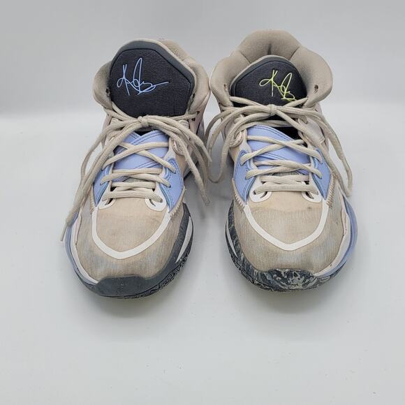 Nike Kyrie Infinity basketball white blue  men\'s size 8.5